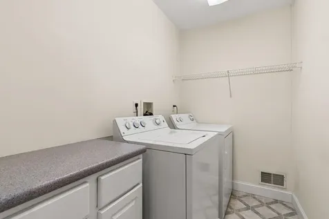 3 Plum Lane Newmarket NH 03857