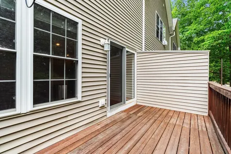 3 Plum Lane Newmarket NH 03857