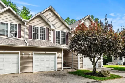 3 Plum Lane Newmarket NH 03857
