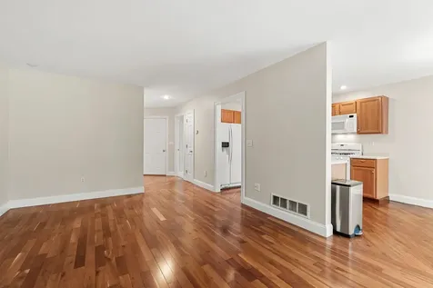 3 Plum Lane Newmarket NH 03857