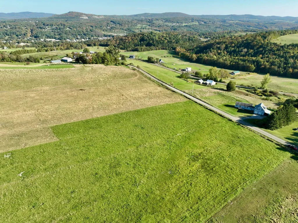 19 Upper Usle Road Barre Town VT 05641