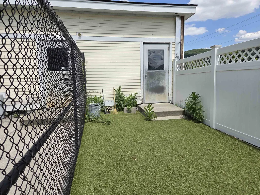 77 Etna Road Lebanon NH 03766