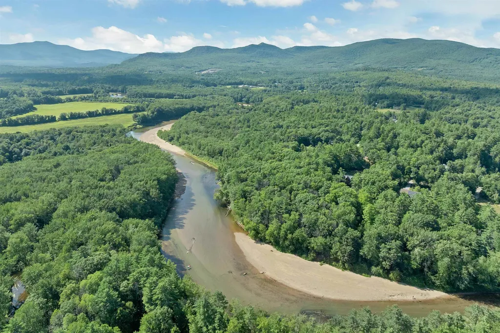 0 Country Drive Conway NH 03813
