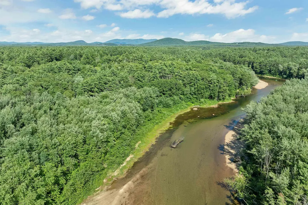 0 Country Drive Conway NH 03813