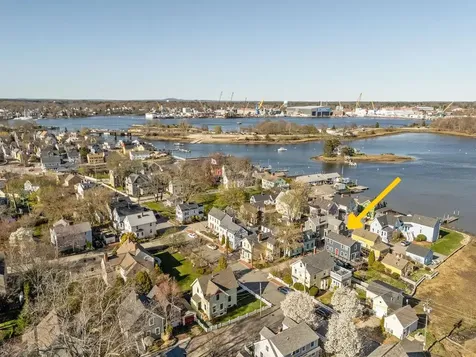 18 Walden Street Portsmouth NH 03801