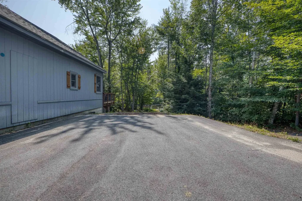 34 Elm Street Ossipee NH 03864