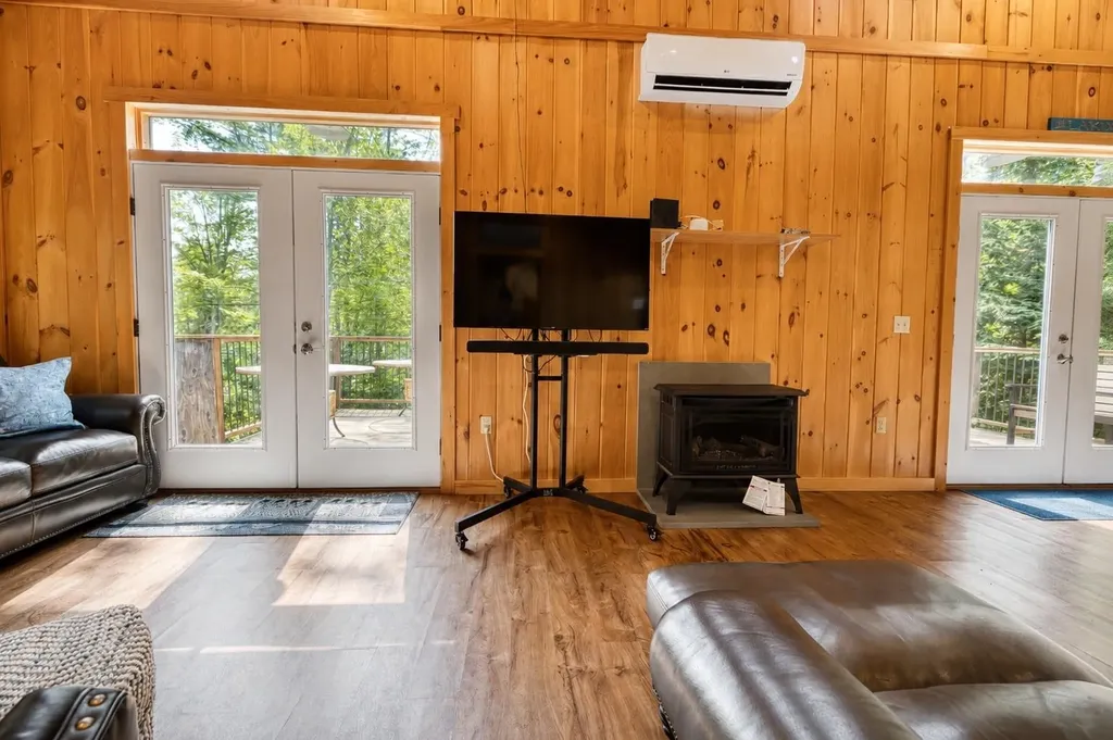34 Elm Street Ossipee NH 03864