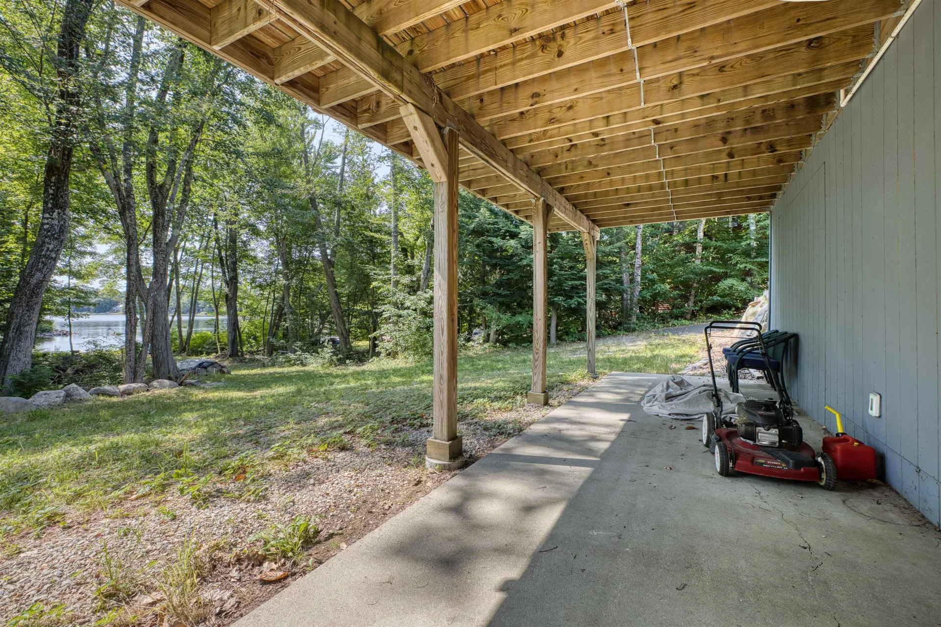 34 Elm Street Ossipee NH 03864