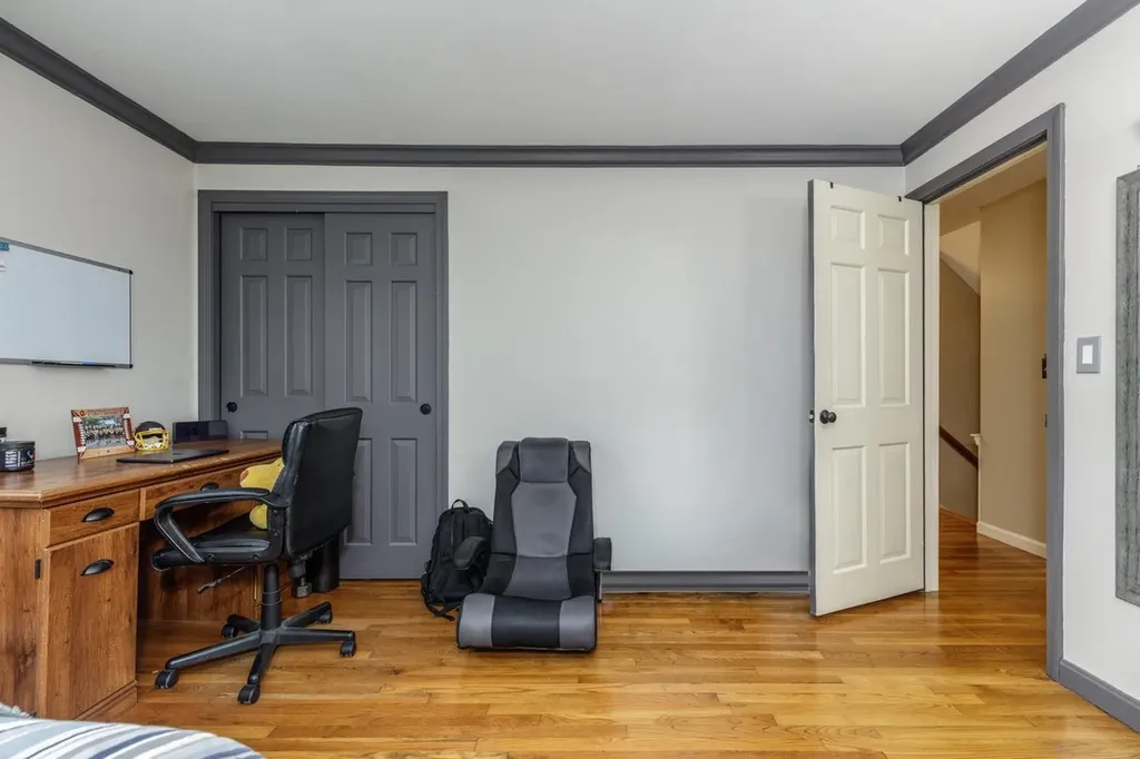 22 Horace Greeley Road Amherst NH 03031