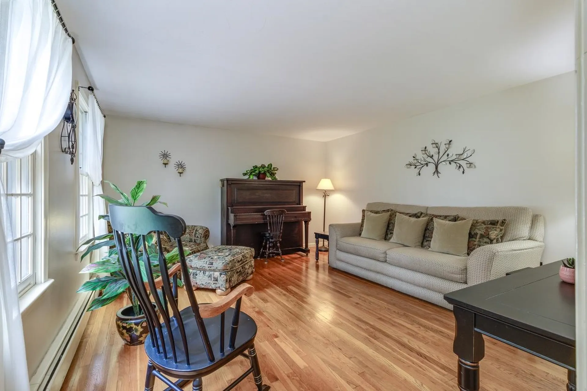 22 Horace Greeley Road Amherst NH 03031