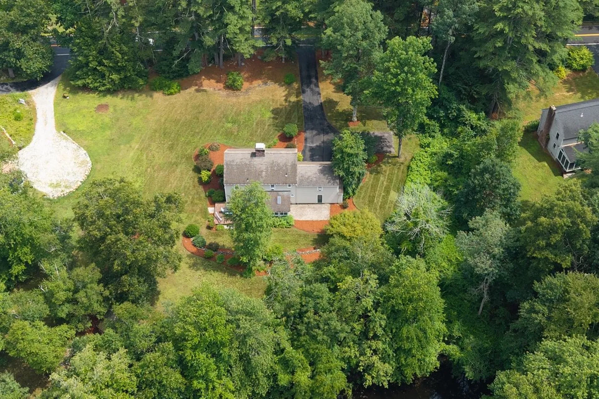 22 Horace Greeley Road Amherst NH 03031