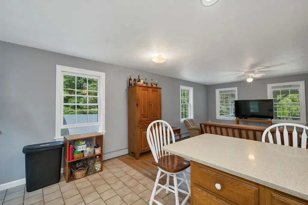 19 Vonhurst Road Moultonborough NH 03254
