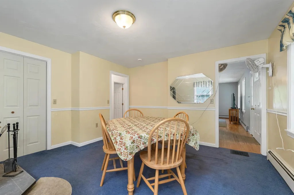 19 Vonhurst Road Moultonborough NH 03254
