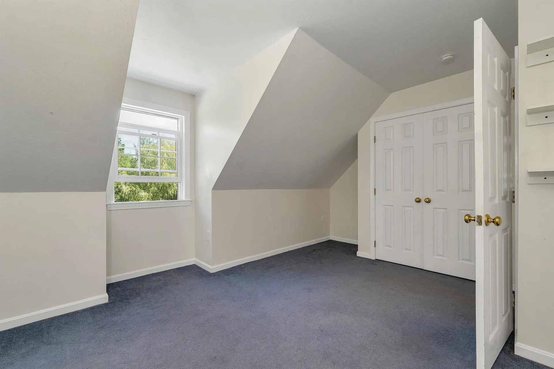 19 Vonhurst Road Moultonborough NH 03254
