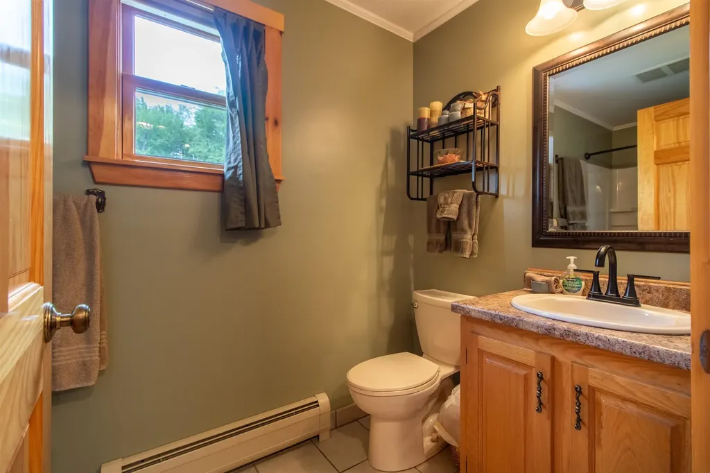 190 Lakeview Drive Derby VT 05855