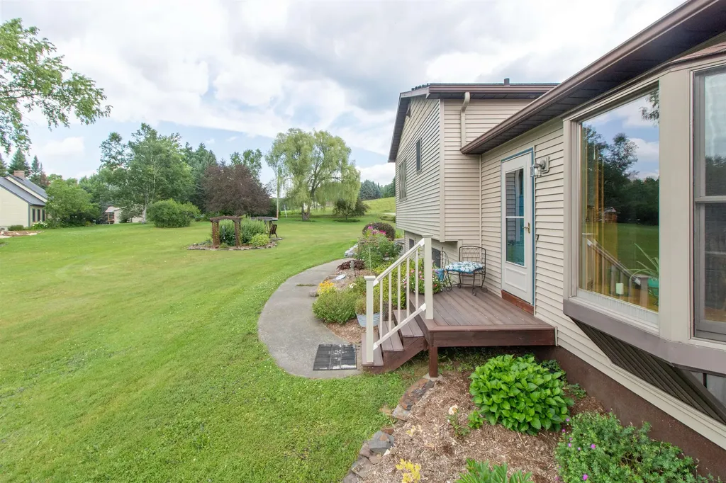 190 Lakeview Drive Derby VT 05855