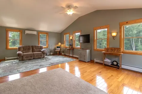 190 Lakeview Drive Derby VT 05855