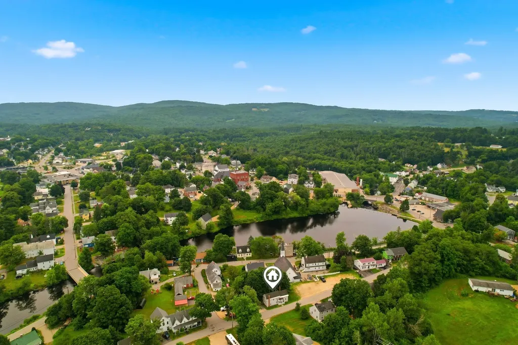 23 Watson Street Pittsfield NH 03263