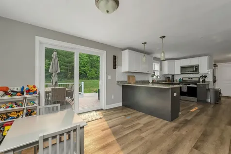 114 Timber Ridge Drive Milford NH 03055-3337