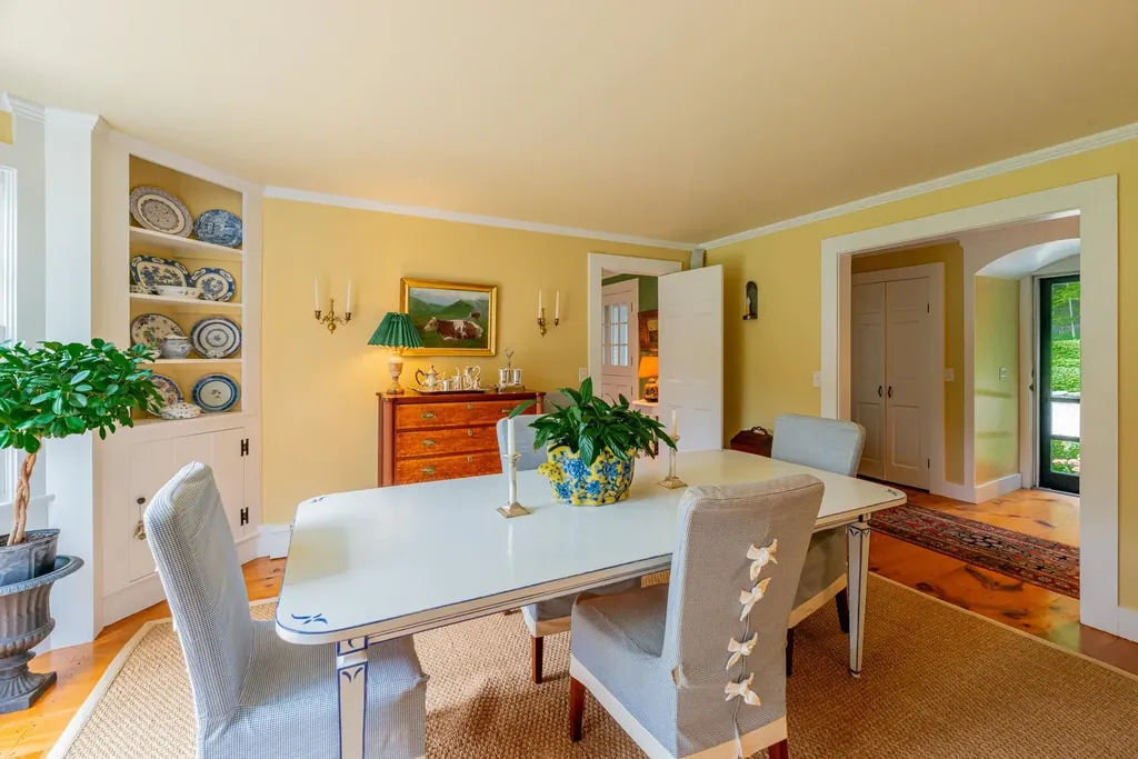 81 Fern Hill Dorset VT 05251
