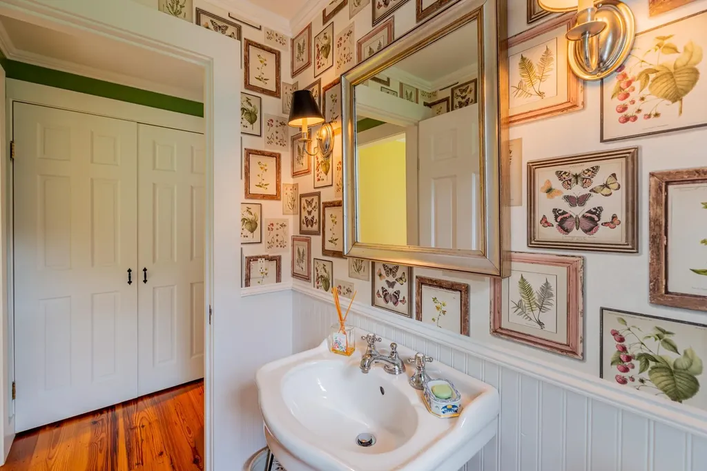 81 Fern Hill Dorset VT 05251