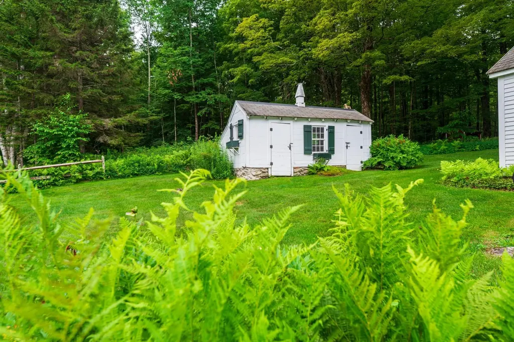 81 Fern Hill Dorset VT 05251