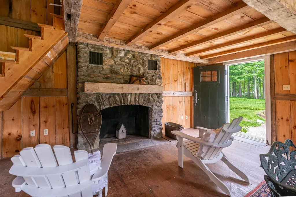 81 Fern Hill Dorset VT 05251