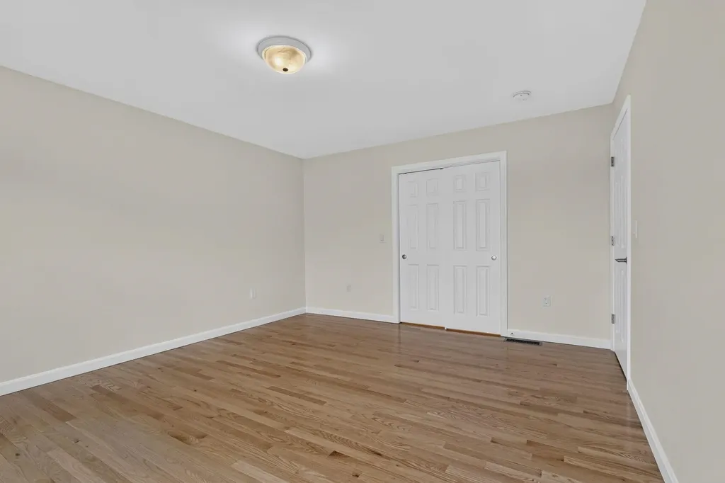 27 Leybridge Drive Hudson NH 03051-3278
