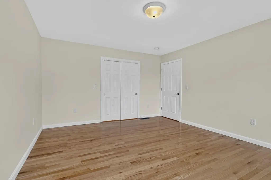 27 Leybridge Drive Hudson NH 03051-3278