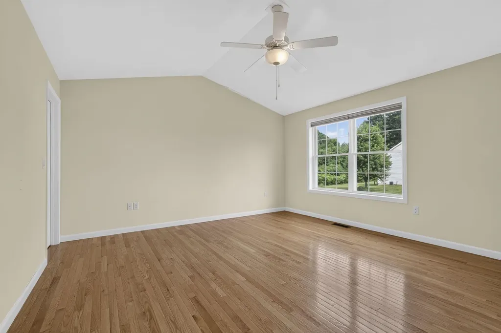27 Leybridge Drive Hudson NH 03051-3278