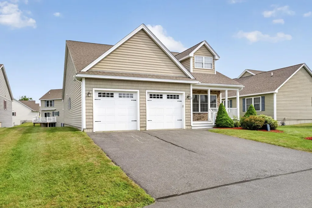 27 Leybridge Drive Hudson NH 03051-3278