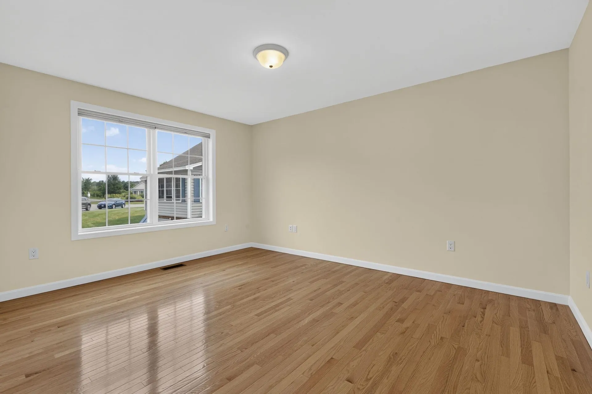 27 Leybridge Drive Hudson NH 03051-3278