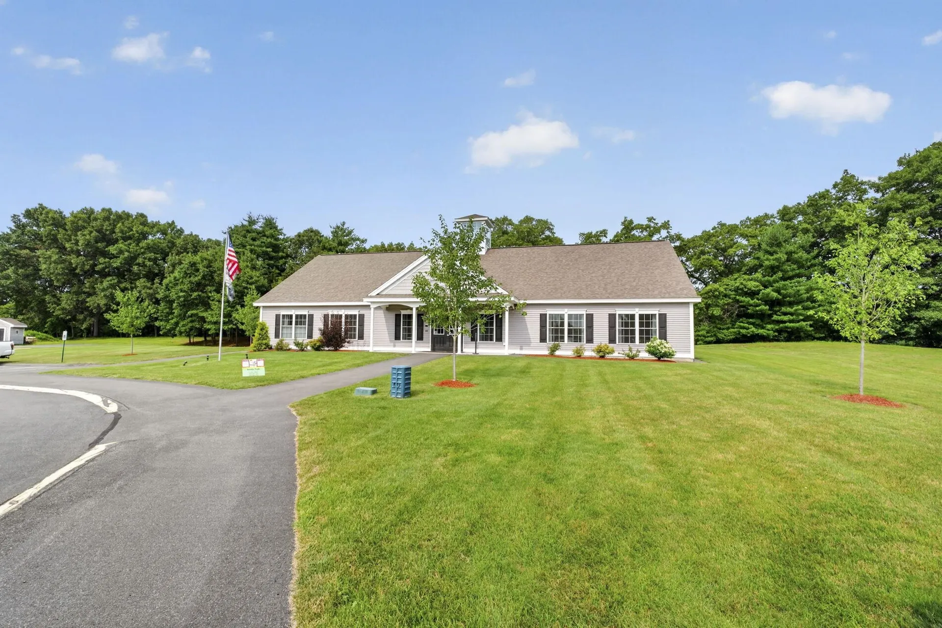 27 Leybridge Drive Hudson NH 03051-3278