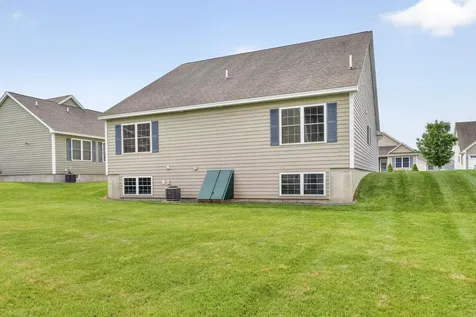 27 Leybridge Drive Hudson NH 03051-3278