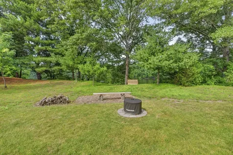 27 Leybridge Drive Hudson NH 03051-3278