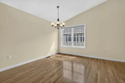 27 Leybridge Drive Hudson NH 03051-3278