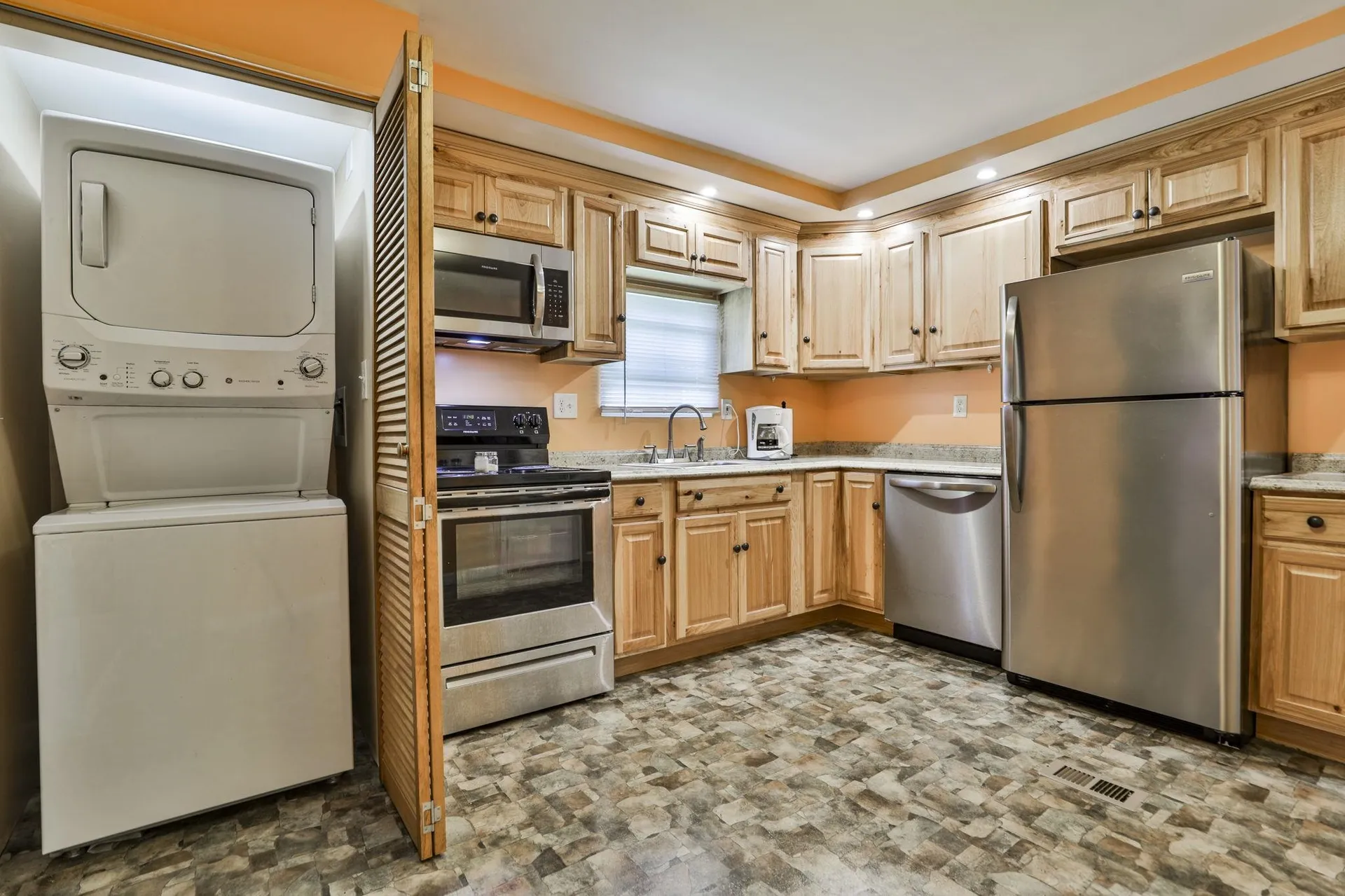6 Cottonwood Lane Merrimack NH 03054
