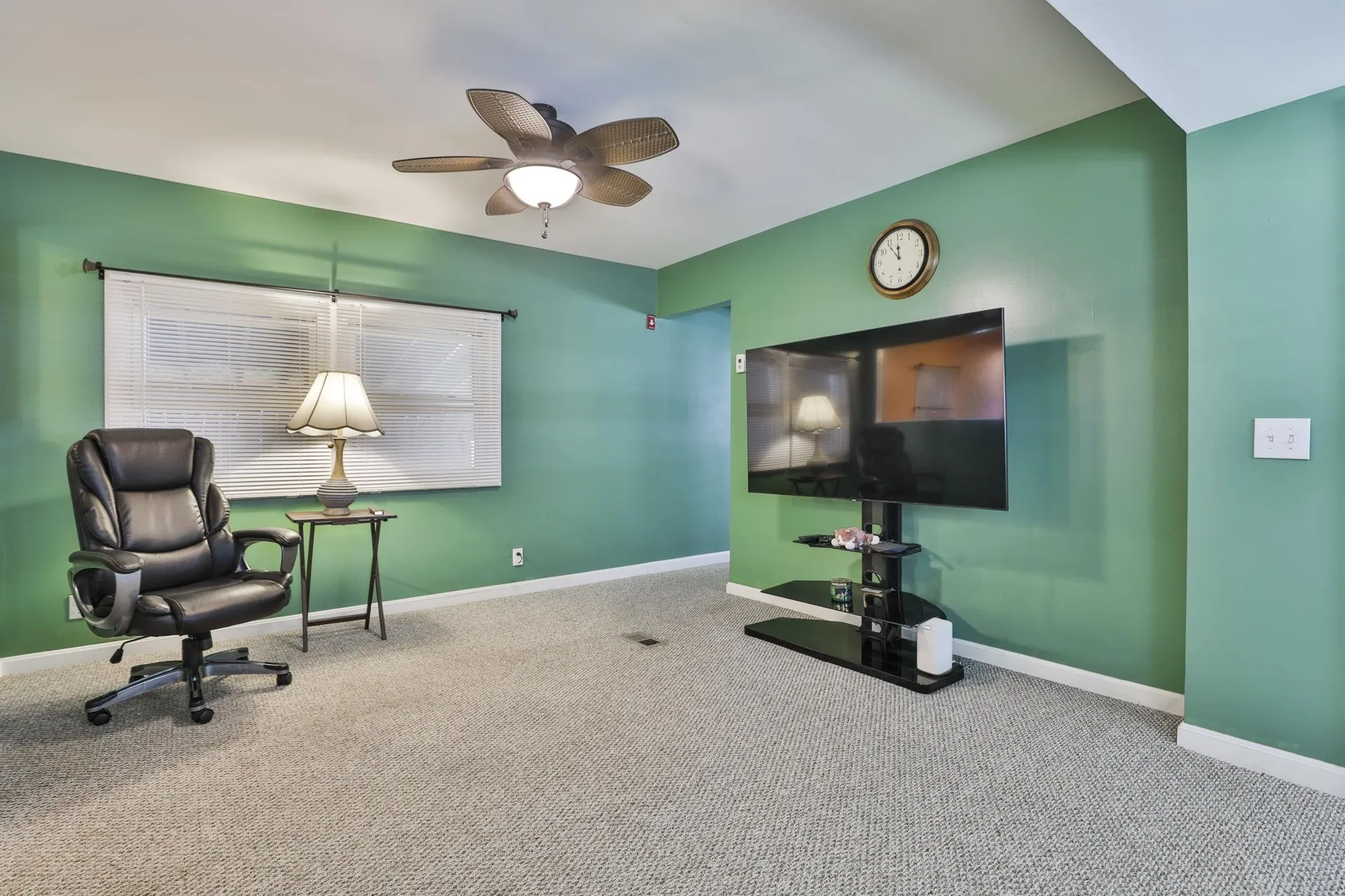 6 Cottonwood Lane Merrimack NH 03054