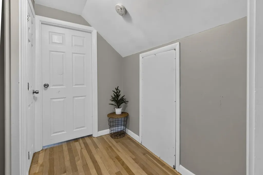 16 East Chamberlain Road Merrimack NH 03054