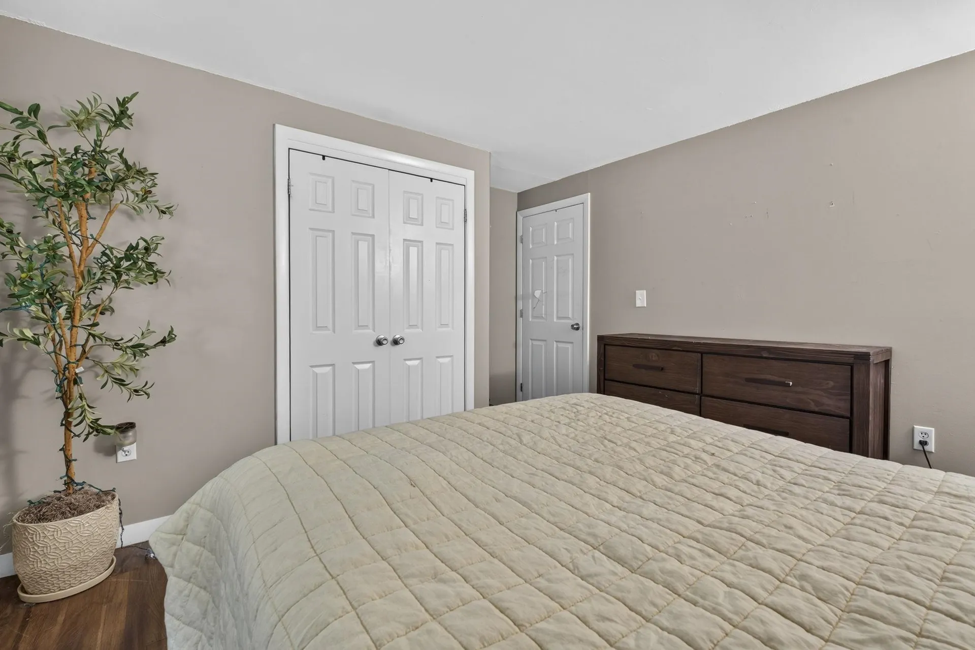 16 East Chamberlain Road Merrimack NH 03054