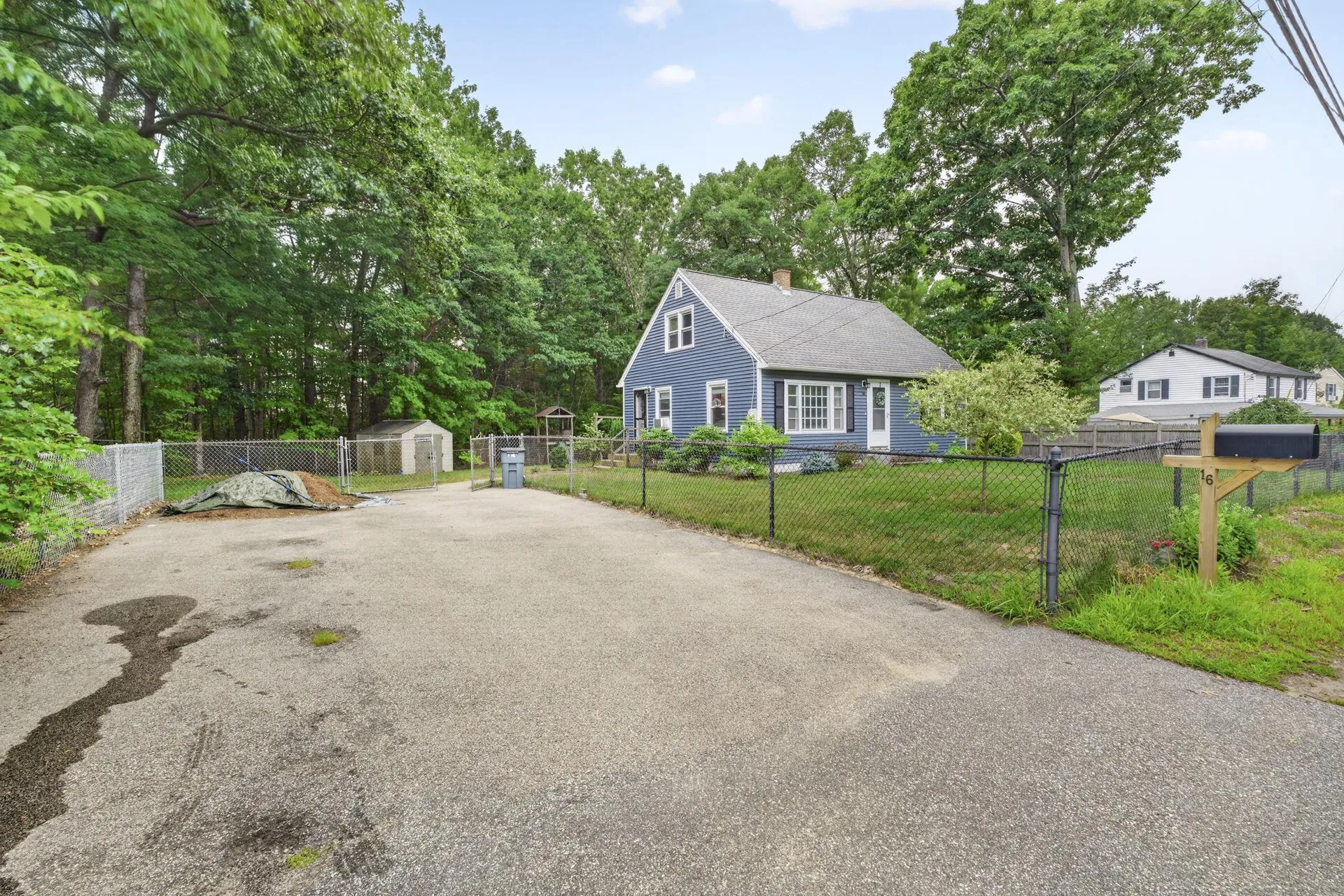 16 East Chamberlain Road Merrimack NH 03054