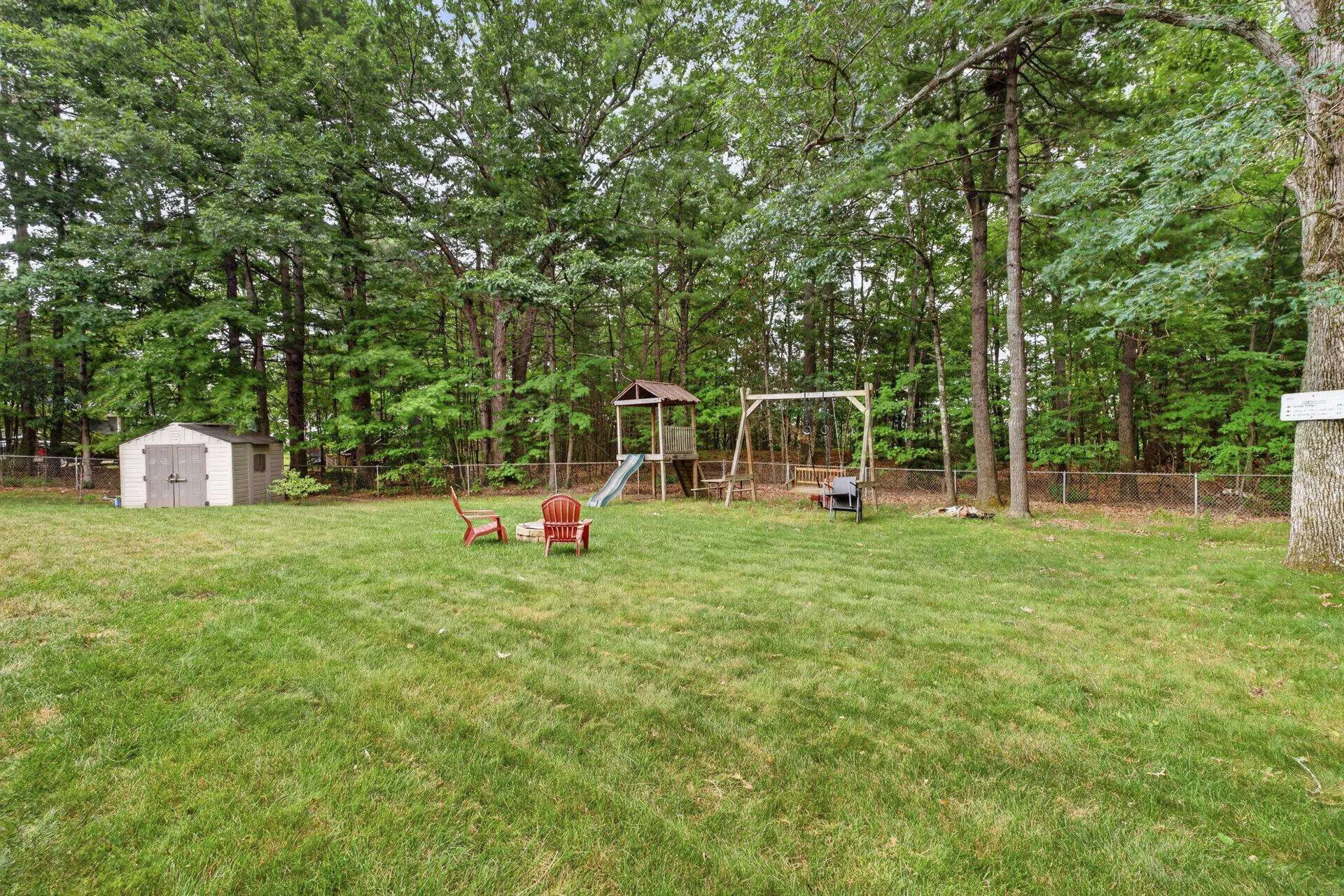 16 East Chamberlain Road Merrimack NH 03054