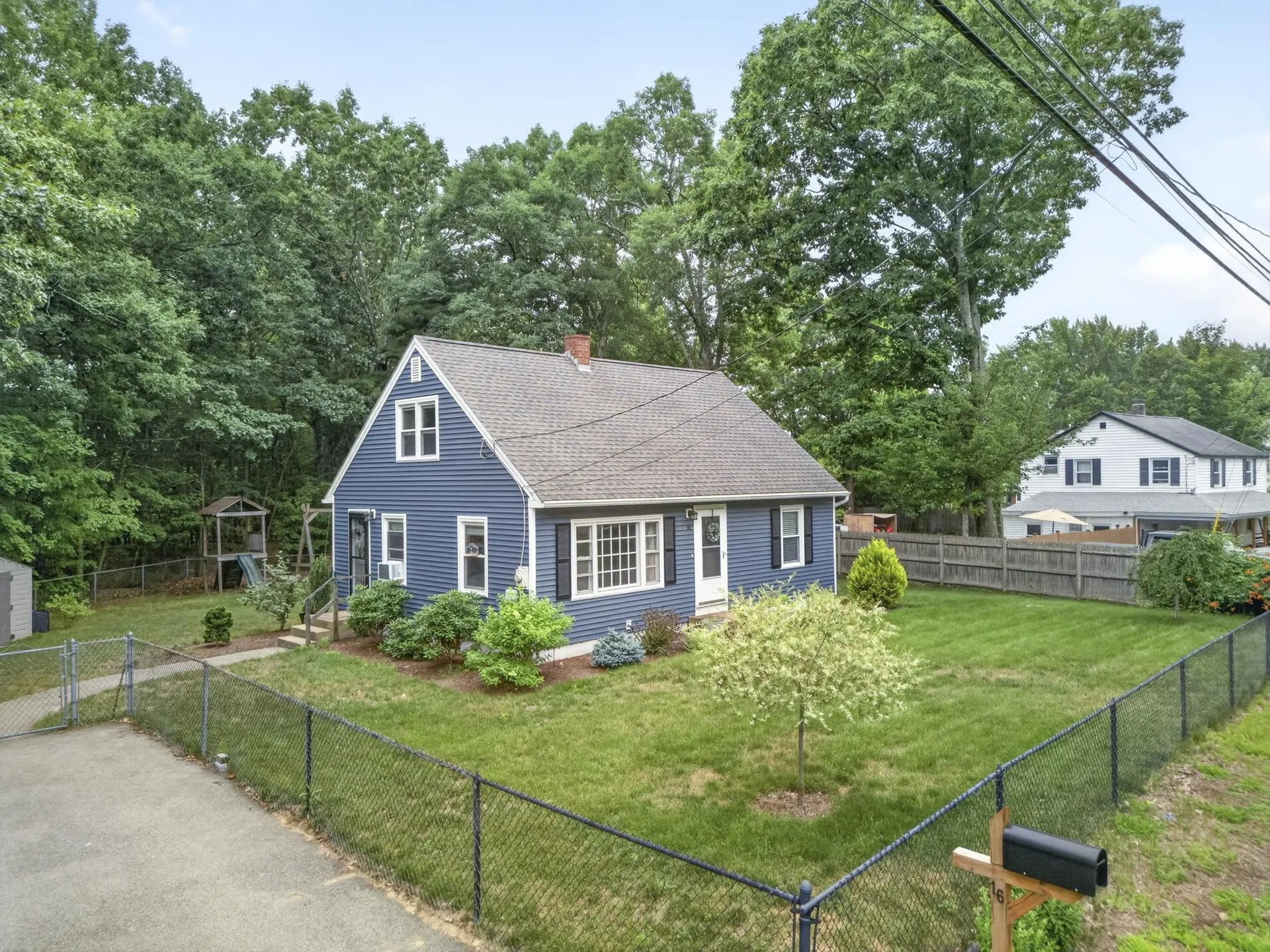 16 East Chamberlain Road Merrimack NH 03054