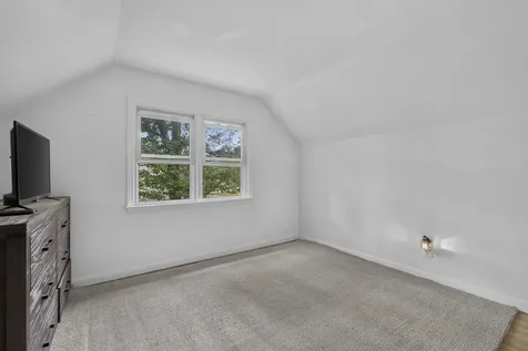 16 East Chamberlain Road Merrimack NH 03054