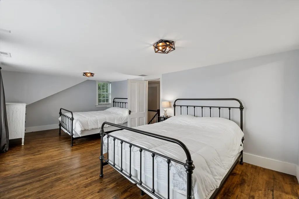 68 Centenary Avenue Laconia NH 03246
