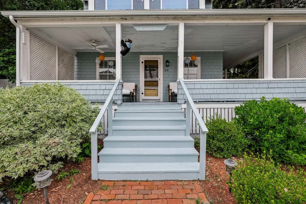 68 Centenary Avenue Laconia NH 03246