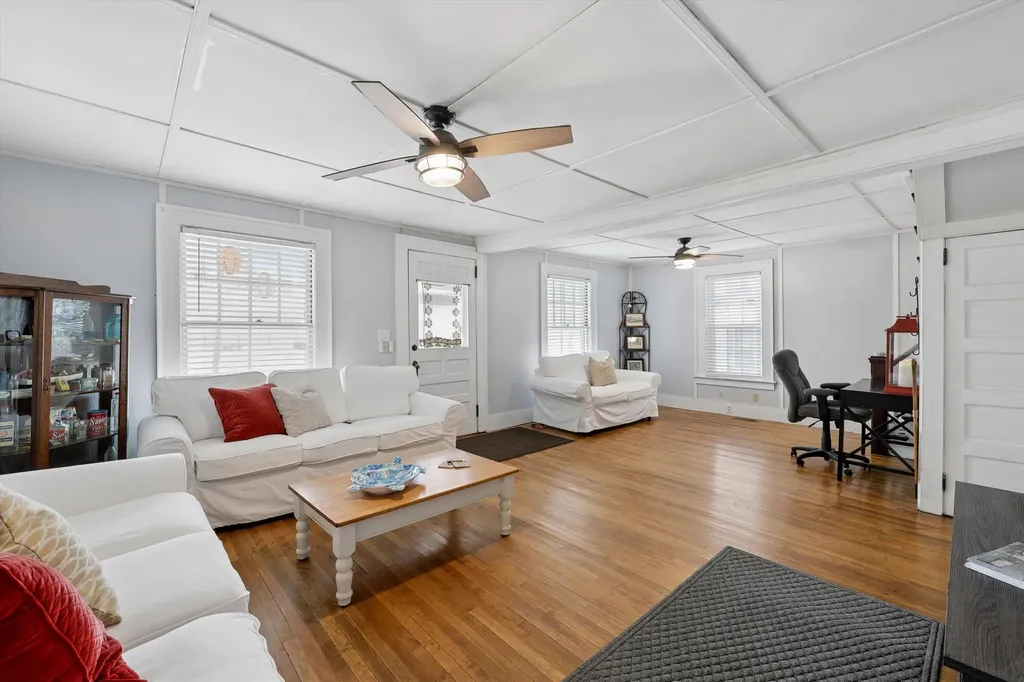 68 Centenary Avenue Laconia NH 03246