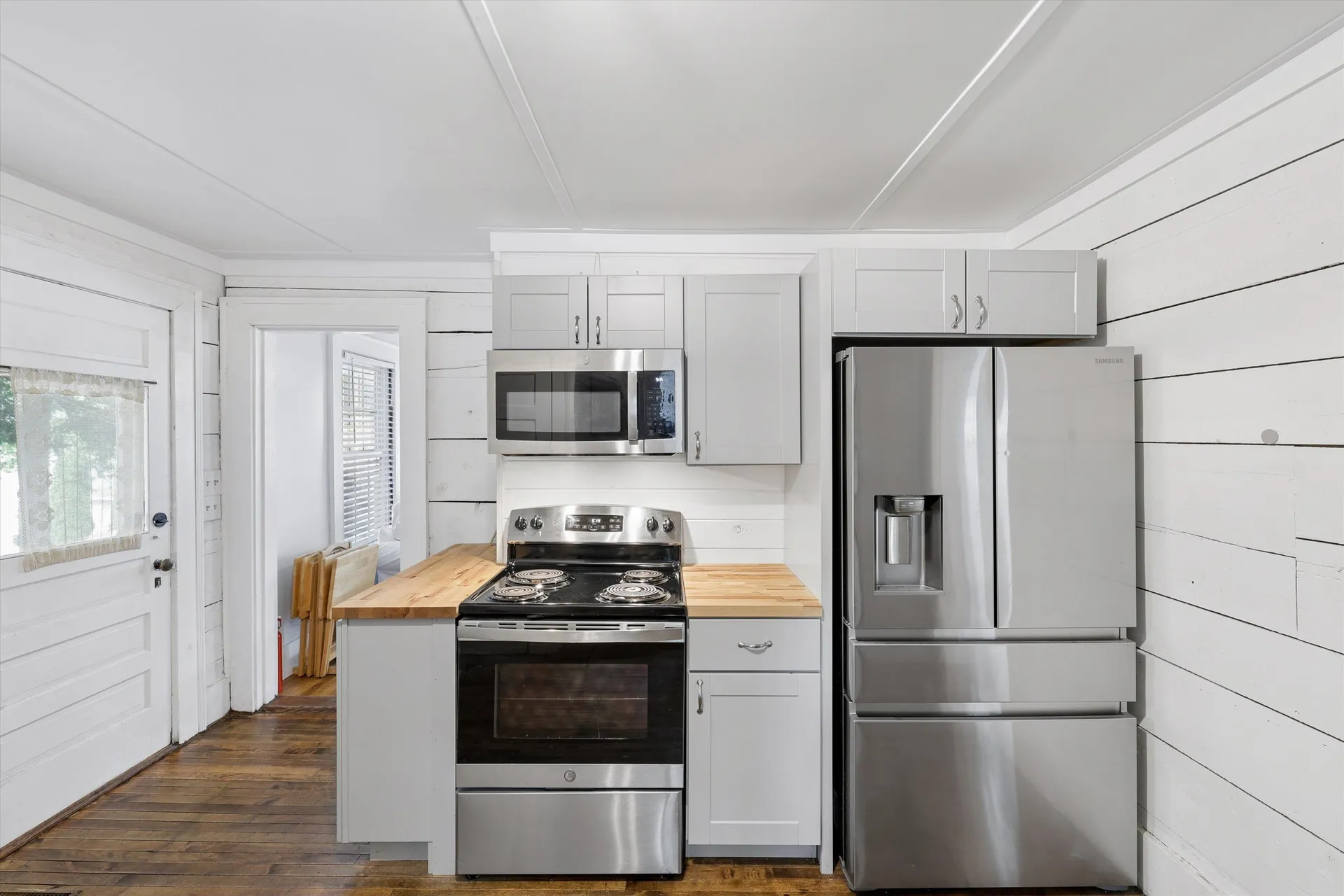 68 Centenary Avenue Laconia NH 03246