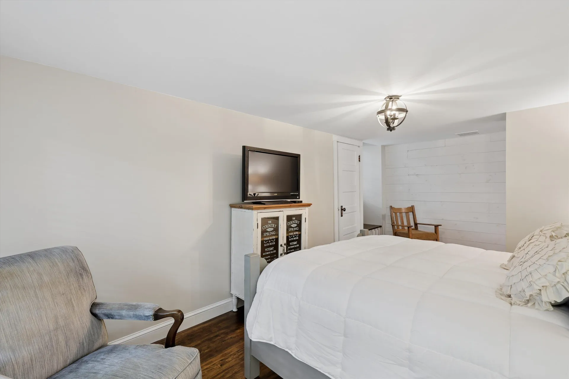 68 Centenary Avenue Laconia NH 03246