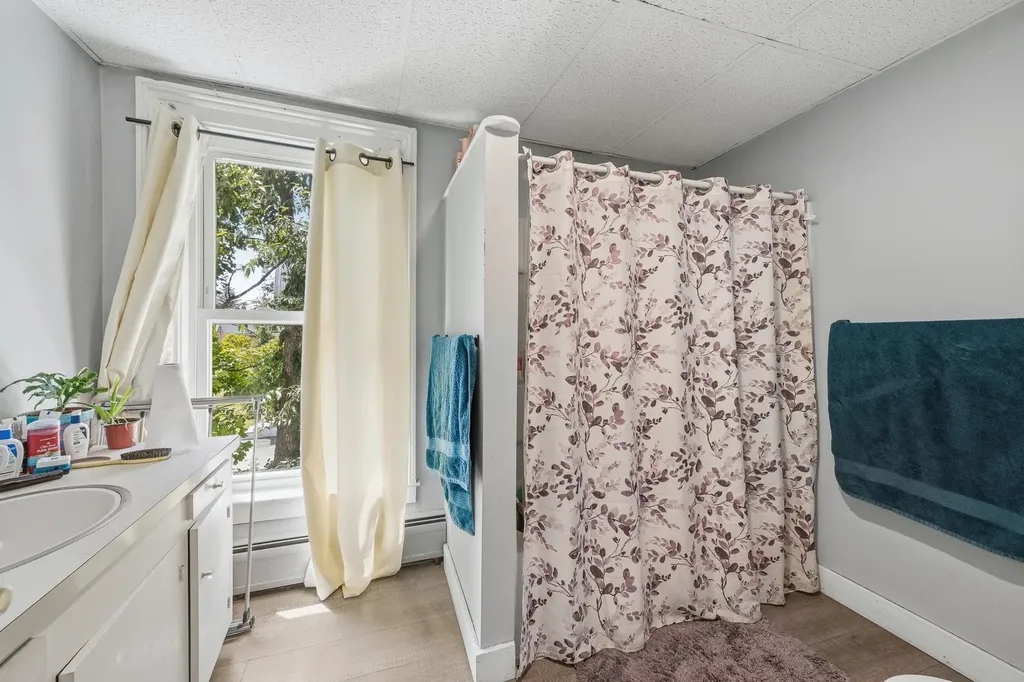 20 Railroad Street Lancaster NH 03584